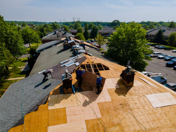 24/7 Emergency Storm Damage Roof Repair experts in Lonsdale, MN